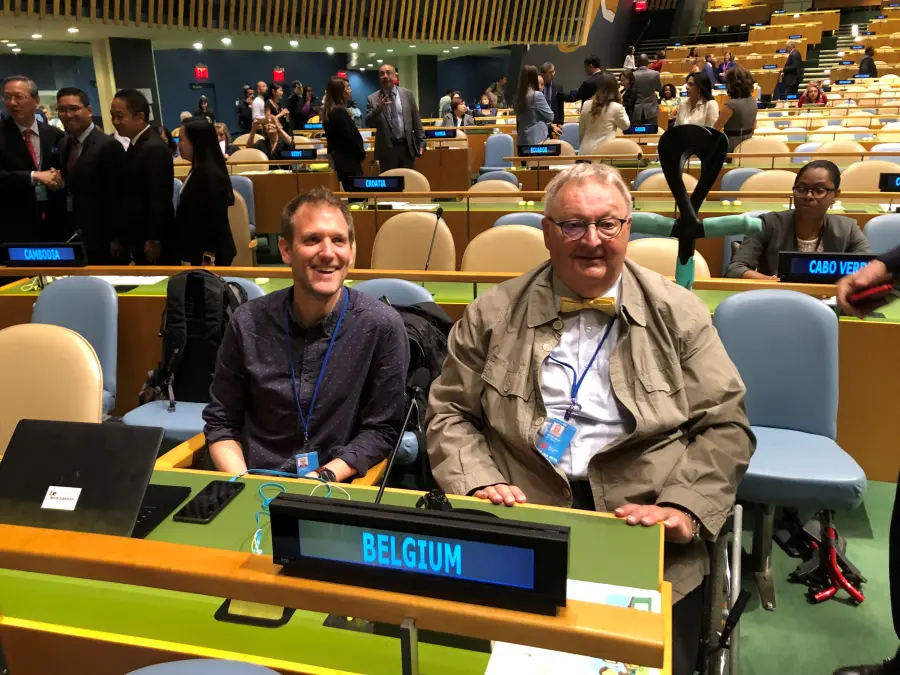 Pierre Gyselinck et Thomas Dabeux dans la salle des Nations Unies, New York - Enlarge the image